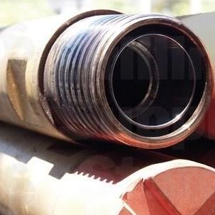 4/4.5 Inch Dual Wall RC Drill Pipe dengan Sambungan Las Hitam atau Disesuaikan Ketahanan Abrasi yang sangat baik